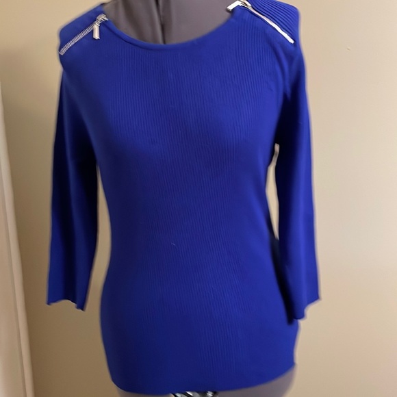 Chelsea & Theodore Sweaters - Chelsea & Theodore sweater